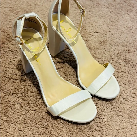 New! Taylor Ivory Satin Ankle Strap Heels Size 7.5 Perfect for Bridal/Wedding - Picture 4 of 7